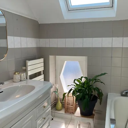 Parenthese De Reve - Piscine & Confort Au Mans 3* Coulaines