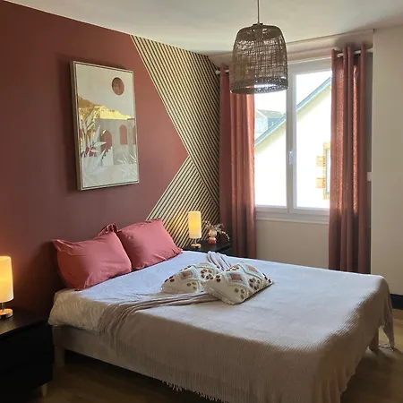 Parenthese De Reve - Piscine & Confort Au Mans Bed & Breakfast Coulaines